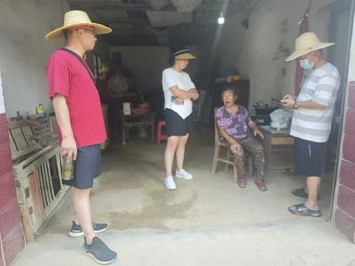 桃源村把惠民政策落实好