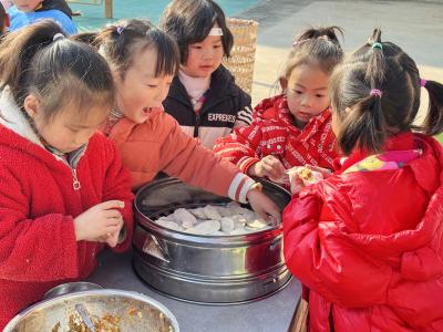 【教育之窗】县直机关幼儿园金铺园区：情暖冬至 小手筑梦
