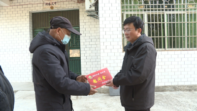 部门联动走访慰问困难群众