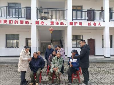 雷家店镇：“帮办代办”打通政务服务“神经末梢”