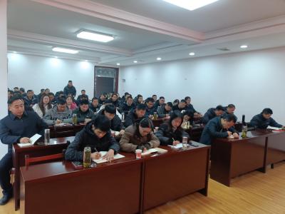 县农村公路事业发展中心：复工“第一课”  把好“安全关”