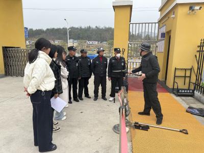 县直机关幼儿园温泉园区：保安实操培训  筑牢校园安全防线