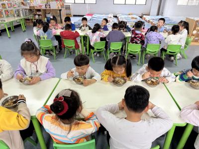 第三幼儿园：舌尖上的欢乐，美味伴成长