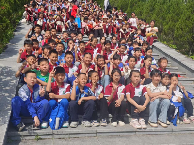 【教育之窗】县实验小学坡儿垴校区开展研学旅行活动