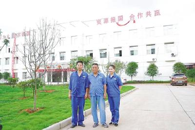 湖北这些家庭，把 “劳模精神”刻进DNA