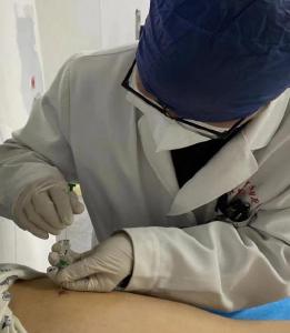 【健康英山】县医共体总医院成功实施首例肺结节术前穿刺联合染色剂定位技术