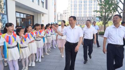 【快讯】郑光文开展“六一”儿童节走访慰问活动