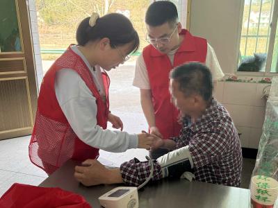 【健康英山】县医共体总医院：多学科联动进家门  无缝衔接助康复