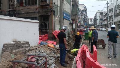 市政中心迅速开展汛前隐患排查应对强降雨