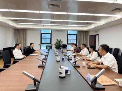 英山县领导带队到省档案馆汇报数字档案馆建设工作