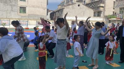 【教育之窗】县第二幼儿园杨柳湾园区开展“迎端午、庆六一”双节主题活动