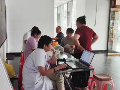 金家铺镇：热血传递温暖 爱心凝聚力量