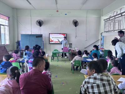 【教育之窗】县直机关幼儿园陶河园区：应助尽助 精准资助