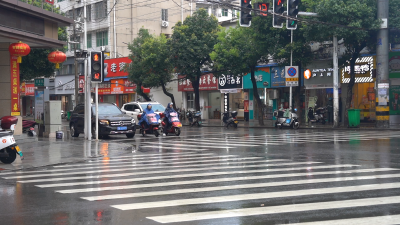 我縣迎來新一輪強(qiáng)降雨 廣大群眾請(qǐng)注意防范