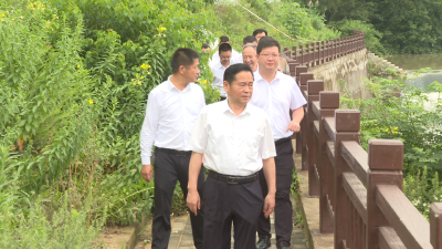【今日要闻】郑光文在调度指导乡镇防汛救灾工作时强调：始终坚持人民至上 生命至上 坚决打赢防汛抢险救灾硬仗