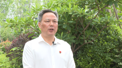 【實(shí)干爭先·奮斗有我——英山縣“干部素質(zhì)提升年”書記局長全媒體訪談】縣衛(wèi)生健康局：錨定標(biāo)桿 真抓實(shí)干 為服務(wù)支點(diǎn)建設(shè)筑牢健康根基