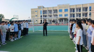 【教育之窗】县城西小学孔坊校区：聆听毕业心声 共话未来发展 