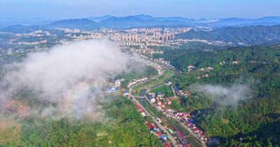 【爱我三河·行摄英山】云雾彩绘乡村美