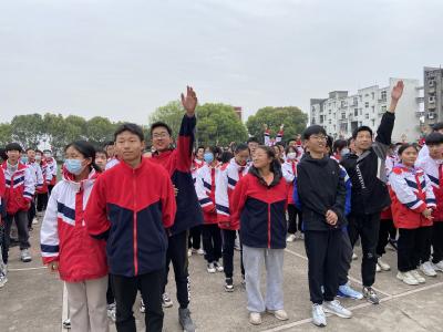 “火”速行动 防范未“燃” ——安福寺中学开展校园消防应急疏散演练