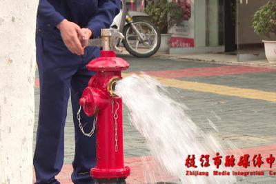 枝江：新建、修复消火栓 守护人民“救命水”