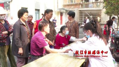 熊家窑社区“志愿市集”开市啦！