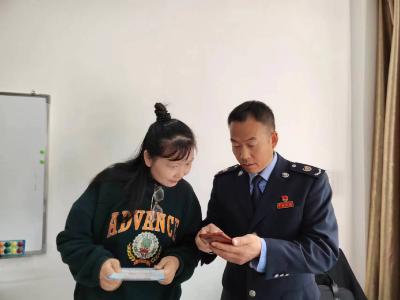 服务清“枫” 疏堵暖心 打造“枫桥” 税务分局