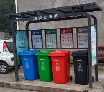 安福寺镇：集镇垃圾桶换新装 引领垃圾分类新风尚