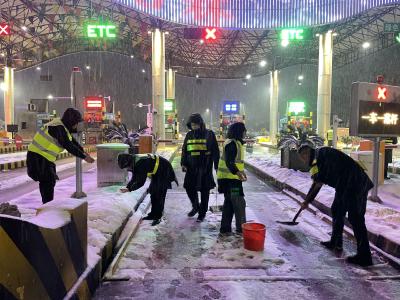 万云公司：不畏严寒战冰雪 守护司乘平安行 