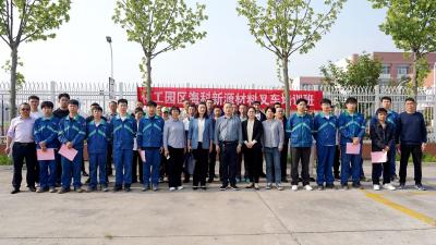 海科叉车班培训在宜昌技师学院开班 