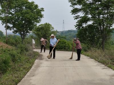 石半坡村：齐心协力共同缔造美丽乡村