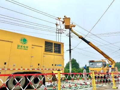 枝江供电：中压发电车并网 线路改造不断电