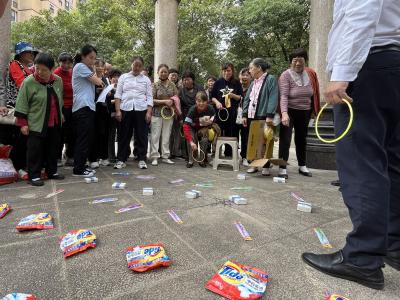 五柳树社区：金桂飘香庆重阳 志愿服务护银龄