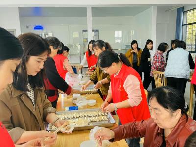 马家店街道：包饺子话家常，共叙和谐邻里情