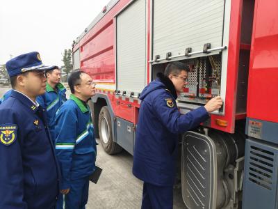 枝江消防深入姚家港化工园指导企业消防队伍建设 