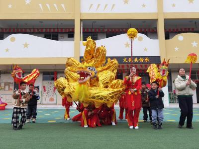 民俗艺术绽芳华 非遗传承润童心