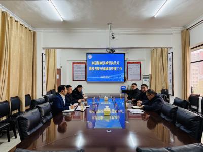 保康县来枝考察交流镇（街道）赋权试点工作 