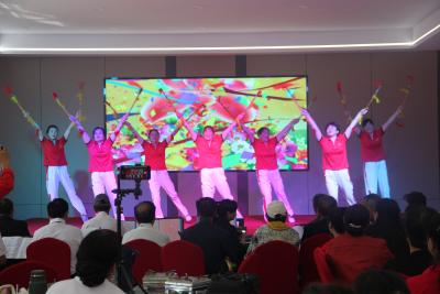 七星台社区举办庆“五一”文艺汇演 展现居民风采