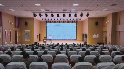 市人大常委会“代表大讲堂”第二讲开讲