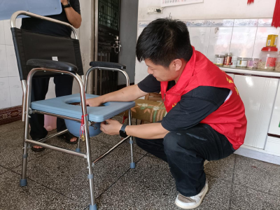 安福寺社区：精准送“需”上门 温情关爱直达心坎