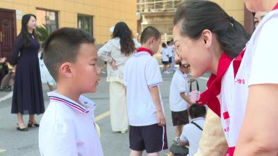 阳光“心”行动 守护伴成长——枝江开展心理健康教育宣传月主题活动