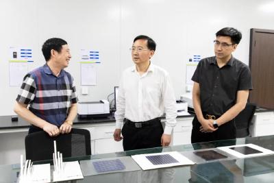 余峰到企业开展“双千”服务走访、检查安全生产工作