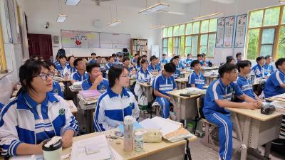 宜昌：湖北枝江多维守护“心”健康 构筑青春防护网
