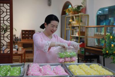 丰莉萍：指尖生花 果蔬为墨 她把馒头做成“能吃的艺术品”