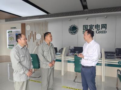 顾家店镇：炎炎烈日送清凉 拳拳关怀润一线