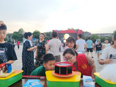 科技展品点亮百里洲 三大精神激发奋进力量