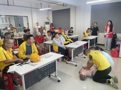 七口堰社区：夏日送清凉 治理添力量