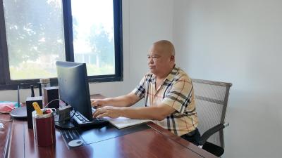 政协委员陈公平：绿色物流促发展 真情服务暖民心