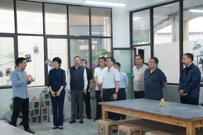 内蒙古自治区赤峰市政协到枝江调研