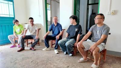 6年首次见面！枝江少年携大学通知书致谢“亲人”
