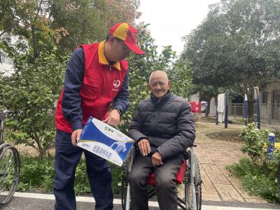 九九重阳，电暖人心！问安供电所“红马甲”情暖覃家山老年公寓